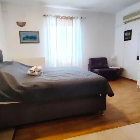 Tina شقة